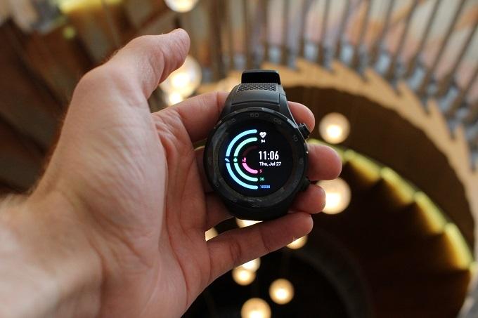 Huawei Watch 2 sissejuhatajad operatsioonisüsteemis Android Wear 2.0 (ülevaade ja kingitused) Huawei Watch 2 3