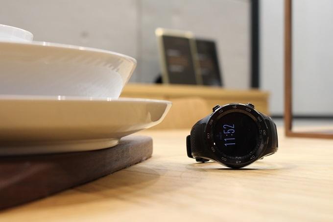 Huawei Watch 2 sissejuhatajad operatsioonisüsteemis Android Wear 2.0 (ülevaade ja kingitused) Huawei Watch 2 4