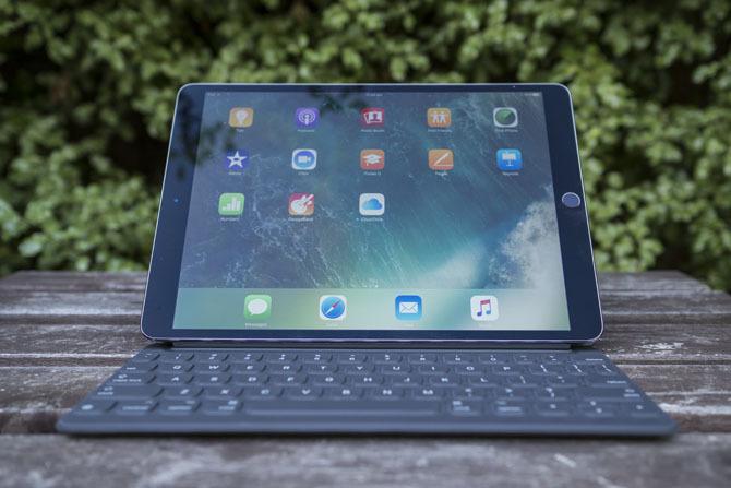 iPad Pro 10.5 ülevaade: kas parim iPad on piisavalt hea? ipad pro 105 stand2