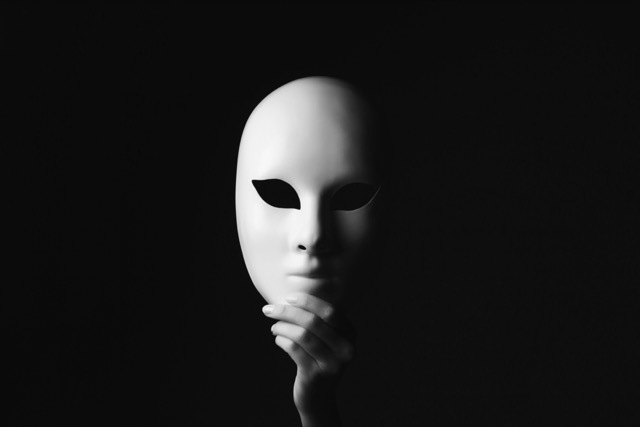valge mask