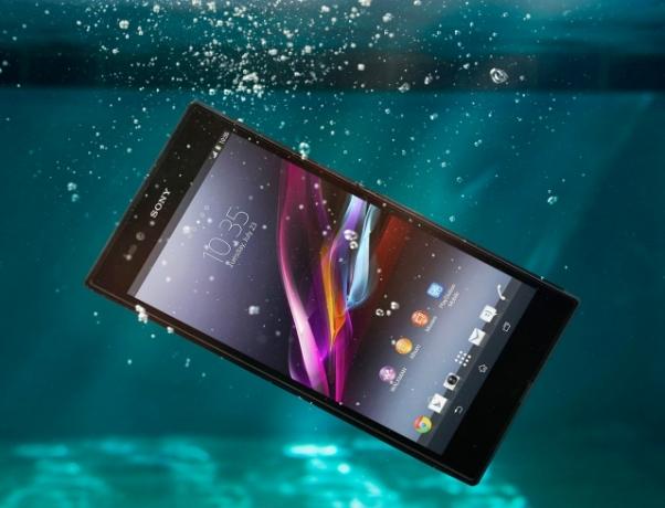 Suure ekraaniga nutitelefonid-Sony-Xperia-Z-Ülimalt veekindel