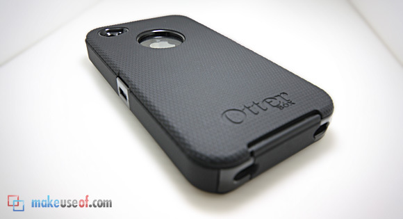 Kingitus: iPhone 4 Defender (+ Otterboxi kommutaatorikohvrid) Defender2