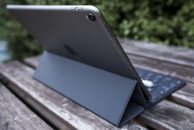 iPad Pro 10.5 ülevaade: kas parim iPad on piisavalt hea? ipad pro 105 stand6