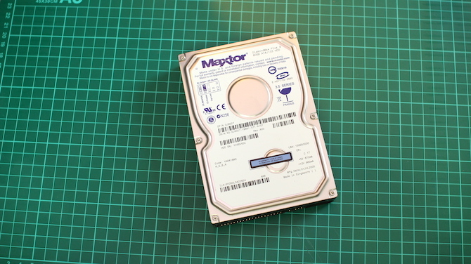 HDD esikülg