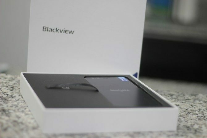 Blackview S8 ülevaade: galaktika funktsioonid ilma astronoomilise hinnaga BlackviewS82 670x447