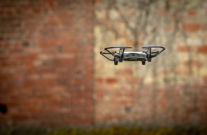 DJI Tello: kõigi aegade kõige armsam väike droon ja ainult 99-dollarine Tello 3