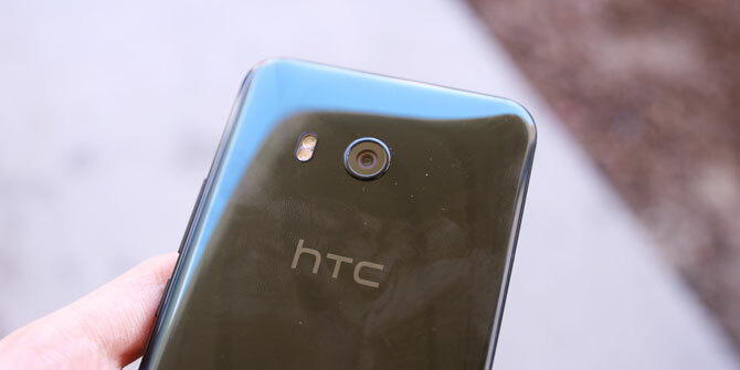 HTC U11 ülevaade: keskpärasuse määratlus htc 2