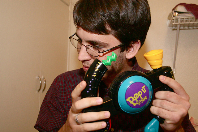 bop-it-game